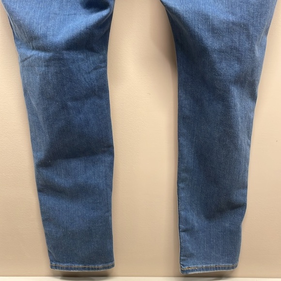 NWT Levi’s 720 High Rise Super Skinny Denim Jeans Distressed 26W - Picture 6 of 16